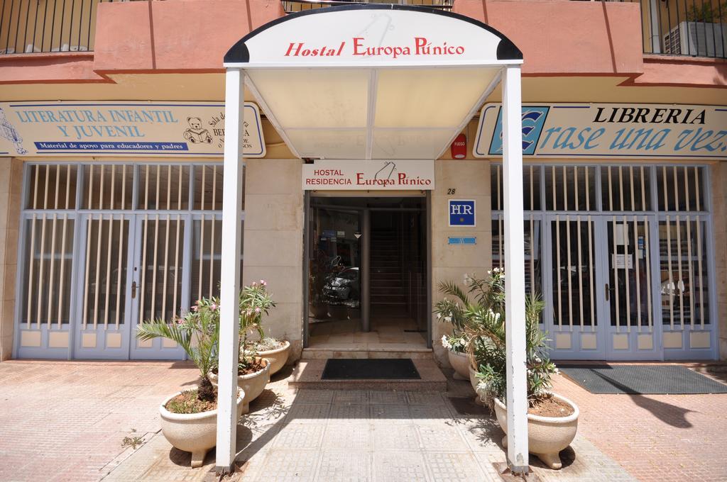 Hostal Residencia Europa Punico อิบิซาทาวน์ ภายนอก รูปภาพ