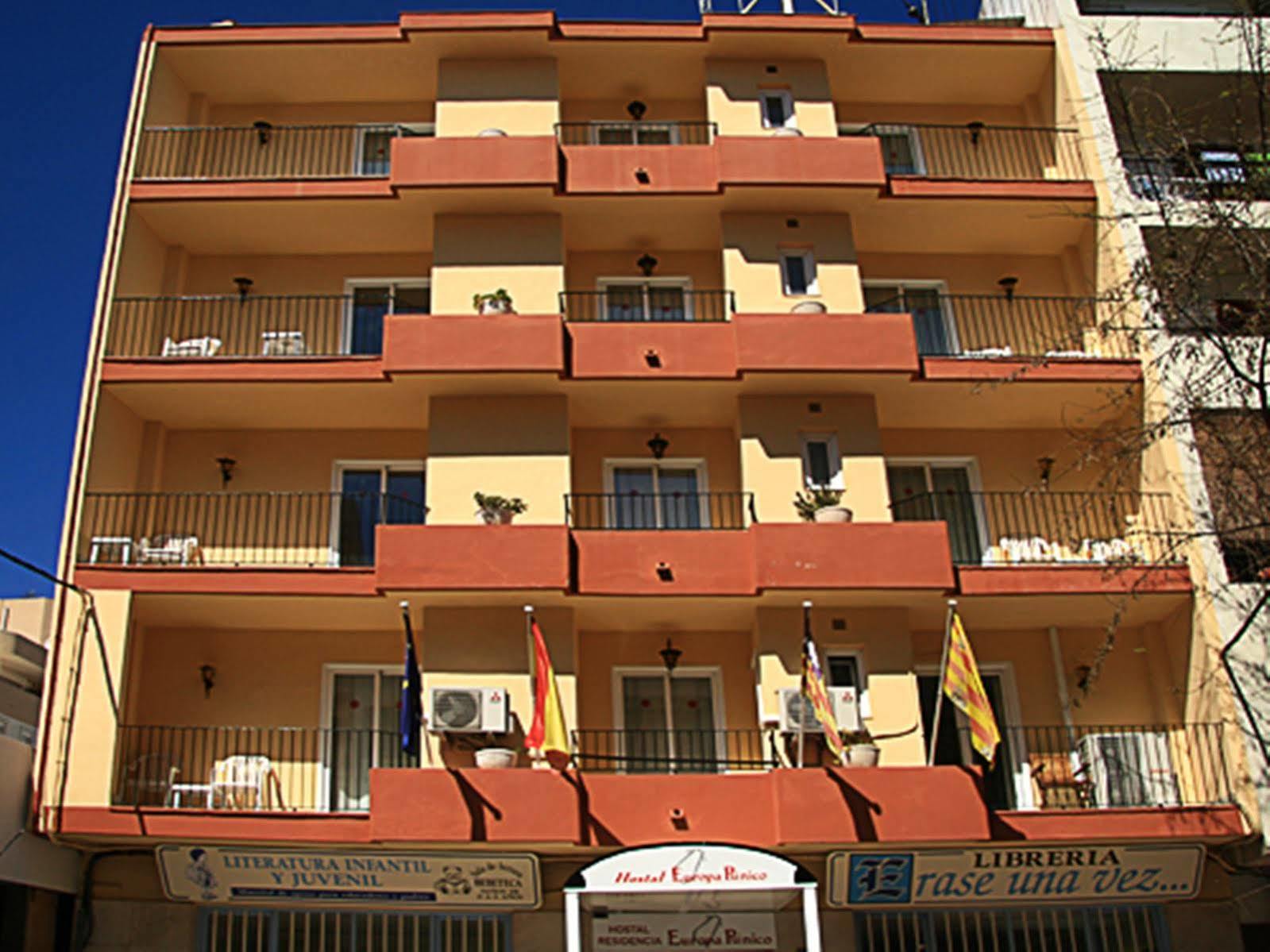 Hostal Residencia Europa Punico อิบิซาทาวน์ ภายนอก รูปภาพ